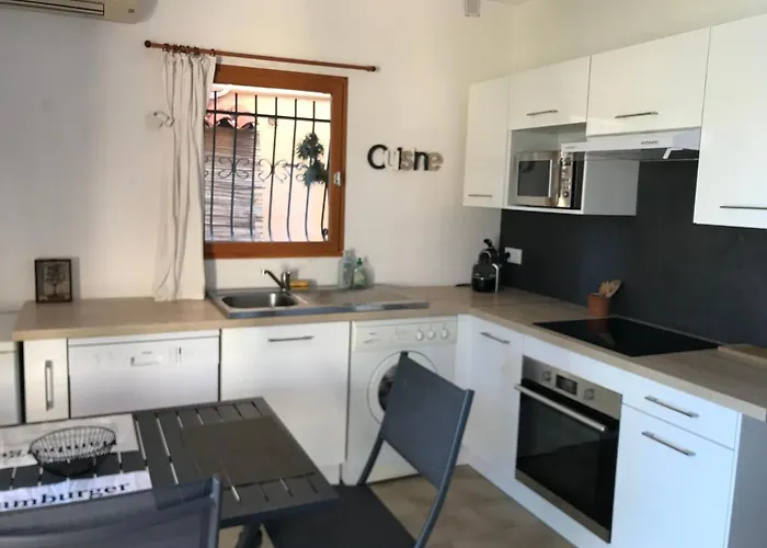 4 Pers Ajaccio, Et Commerces A Pied 公寓